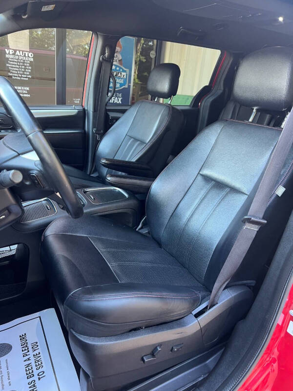 2014 Dodge Grand Caravan R/T