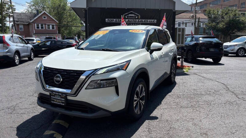 2021 Nissan Rogue SV's photo