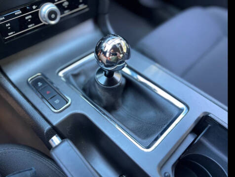 2012 Ford Mustang V6 Premium