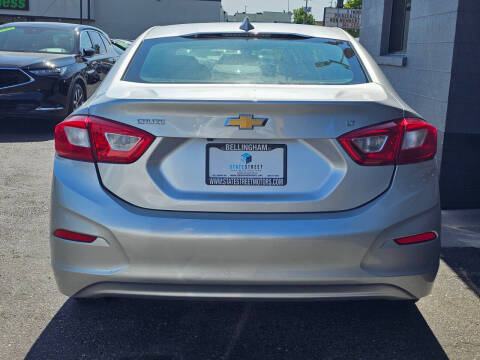 2017 Chevrolet Cruze LT Auto