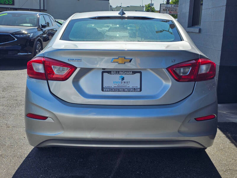 2017 Chevrolet Cruze LT Auto