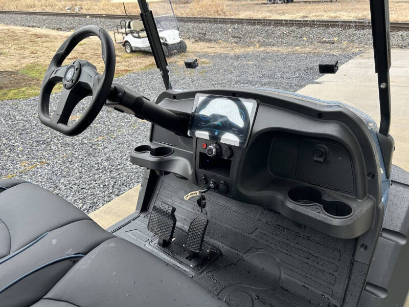 2026 Active pulse 6 Seat lifted