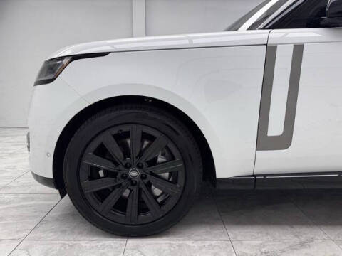 2023 Land Rover Range Rover P530 SE LWB