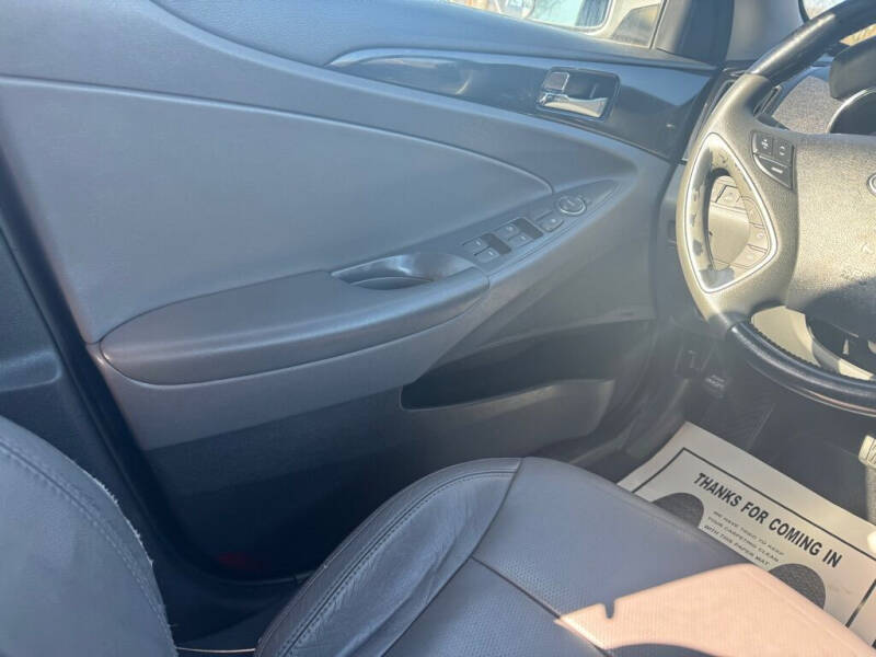 2011 Hyundai Sonata SE