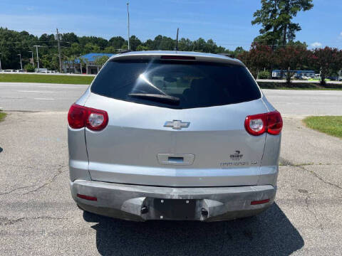 2011 Chevrolet Traverse LS