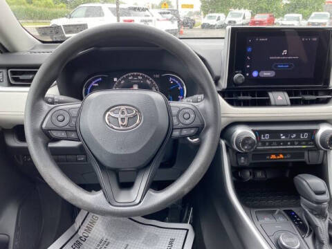 2023 Toyota RAV4 Hybrid XLE