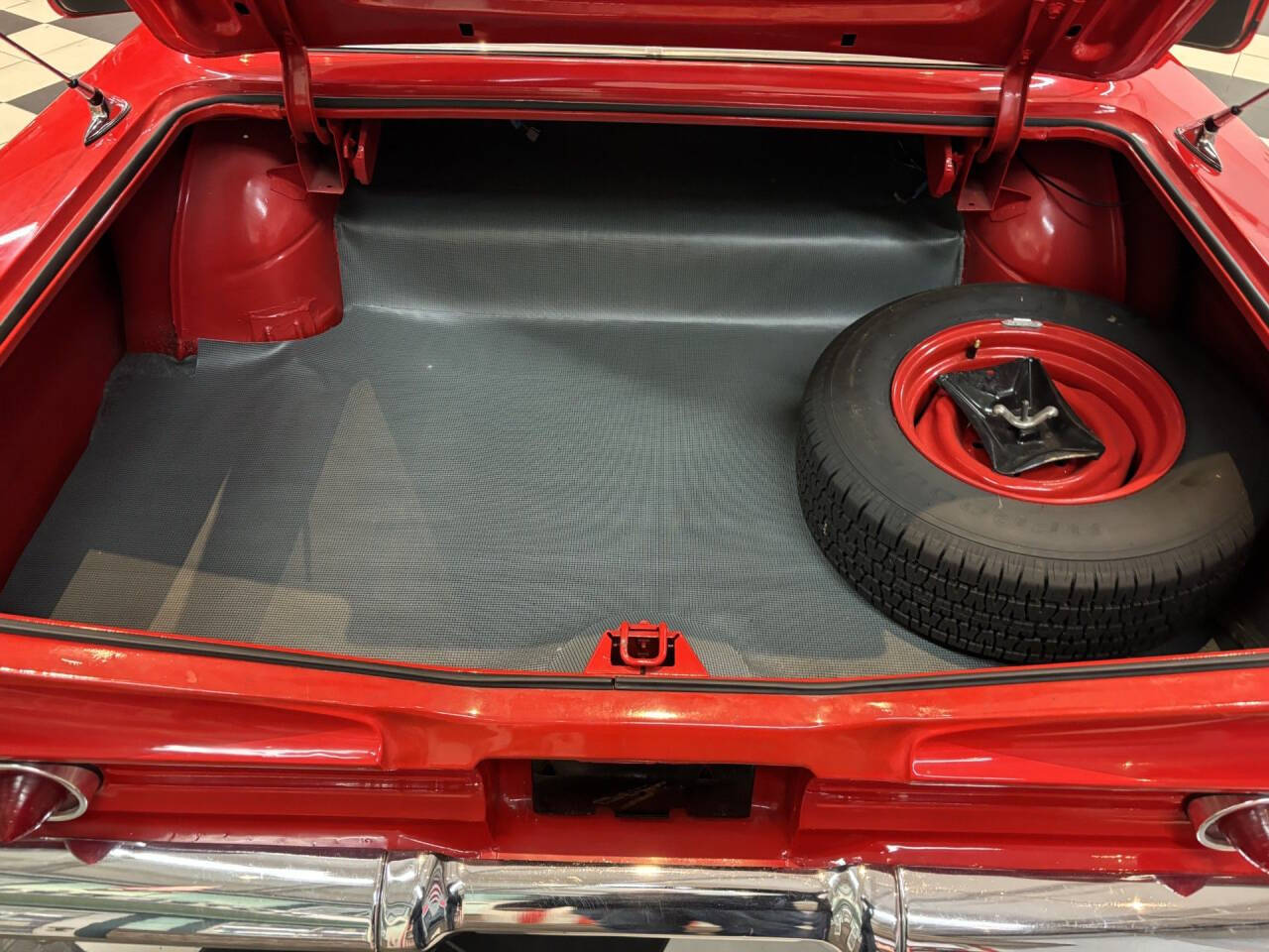 1960 Chevrolet Biscayne 28