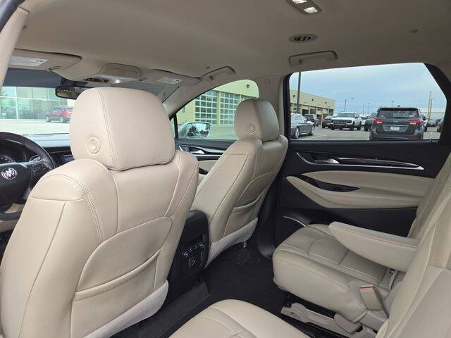 2020 Buick Enclave Essence