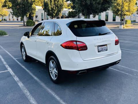 2011 Porsche Cayenne Tiptronic