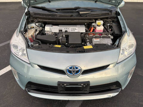 2012 Toyota Prius Three