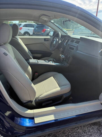 2011 Ford Mustang V6