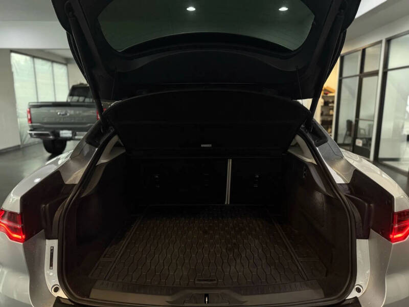 2020 Jaguar I-PACE EV400 S