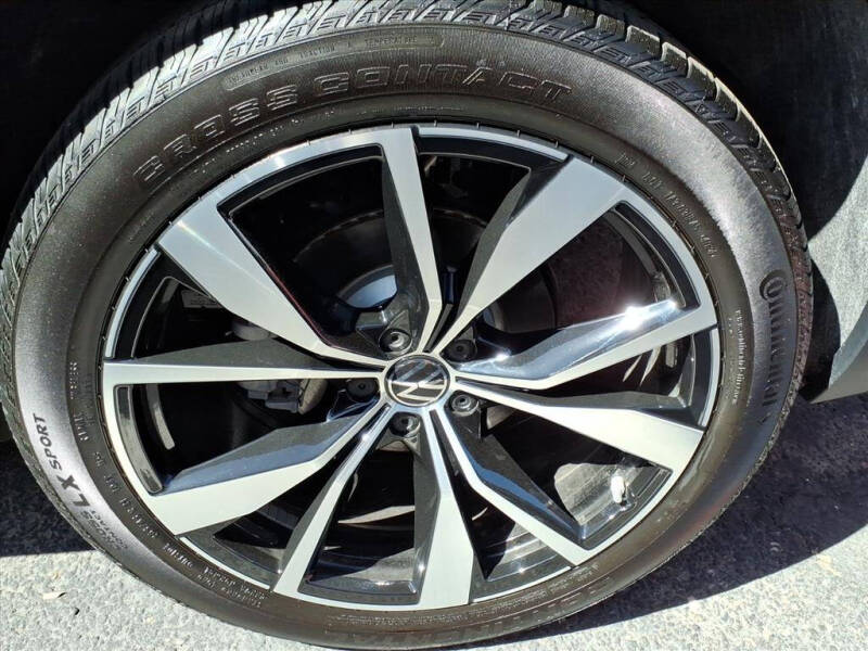 2025 Volkswagen Atlas Cross Sport SEL Premium R-Line 4Motion