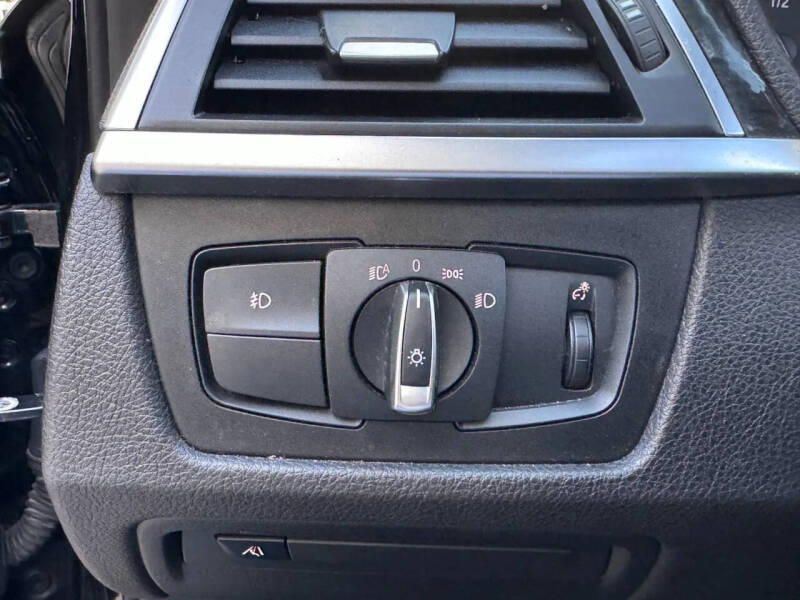 2018 BMW 3 Series 330i