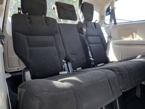 2014 Dodge Grand Caravan American Value Package