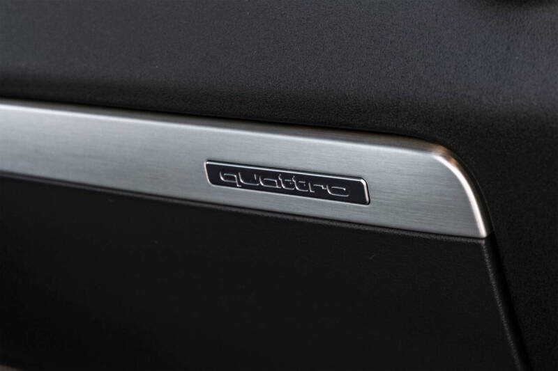 2012 Audi TTS 2.0T quattro Prestige