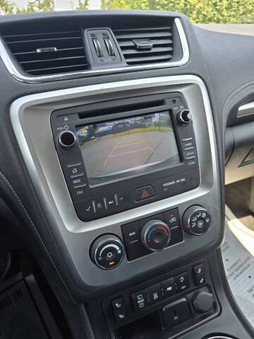 2015 GMC Acadia SLE-2