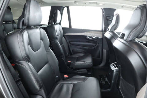 2023 Volvo XC90 Recharge T8 Ultimate Bright Theme 6P