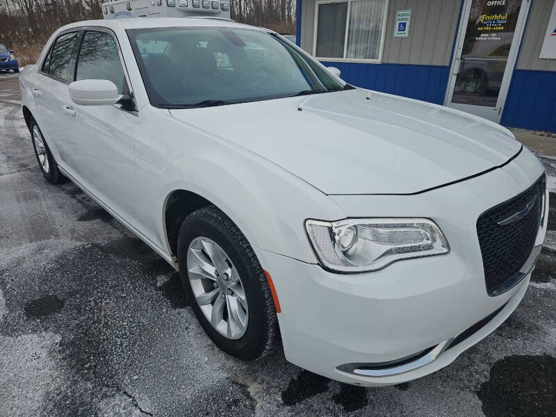 2016 Chrysler 300 Limited