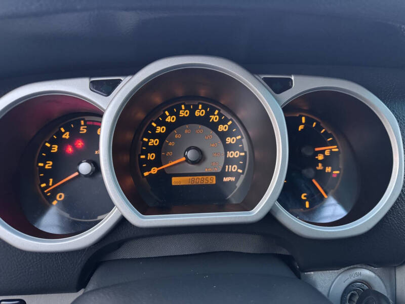 2004 Toyota 4Runner SR5