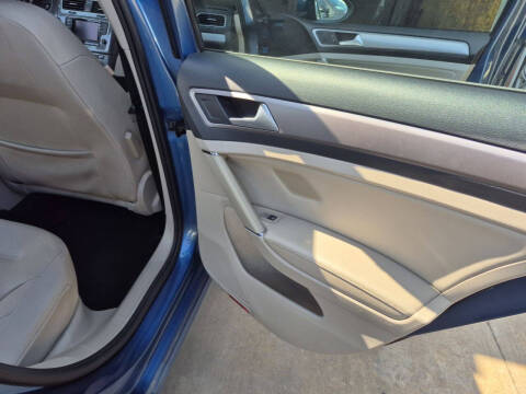 2015 Volkswagen e-Golf SEL Premium