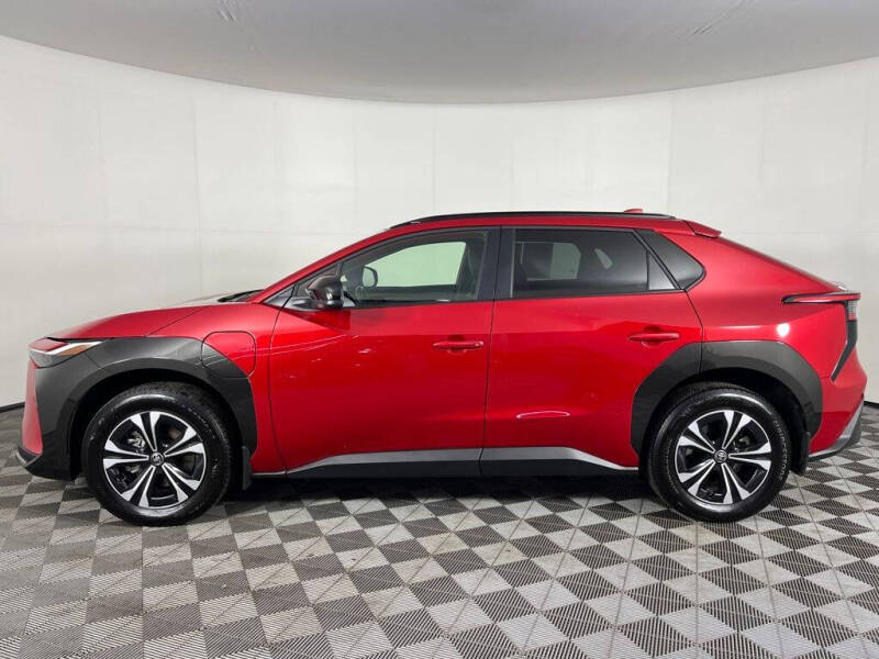2024 Toyota bZ4X XLE