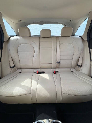 2021 Mercedes-Benz GLC GLC 300