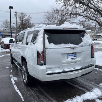 2017 Cadillac Escalade ESV Luxury