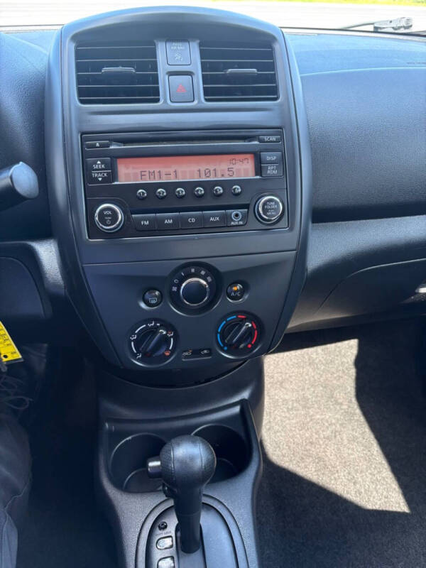 2016 Nissan Versa