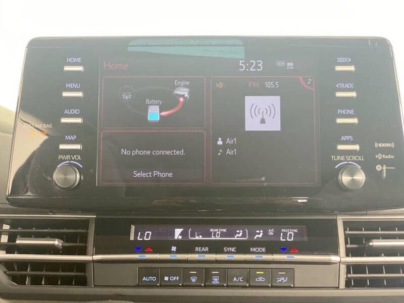 2023 Toyota Sienna LE 8-Passenger