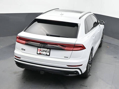 2022 Audi Q8 quattro Premium Plus 55 TFSI