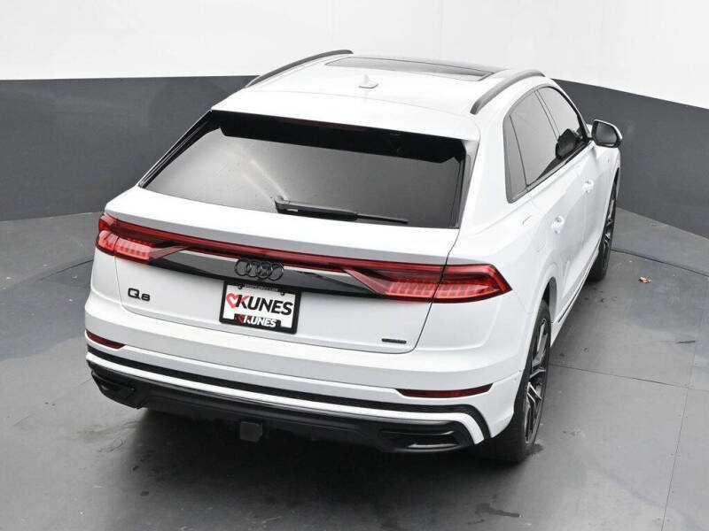 2022 Audi Q8 quattro Premium Plus 55 TFSI