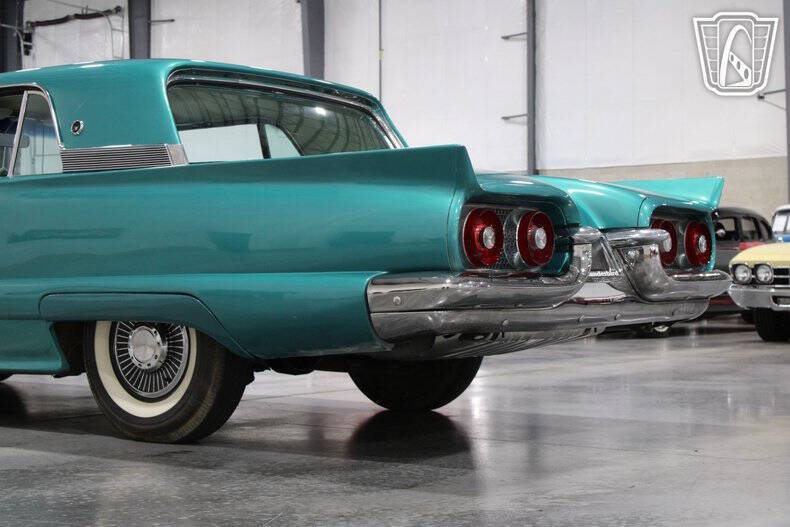 1958 Ford Thunderbird