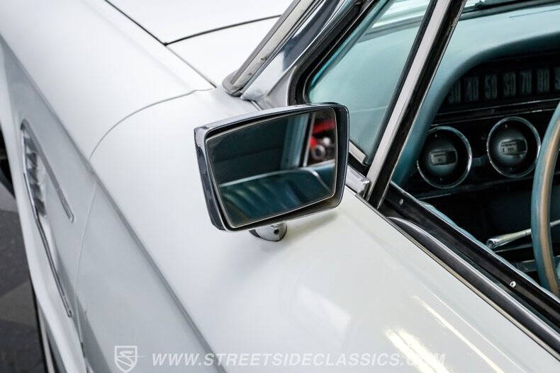 1965 Ford Thunderbird