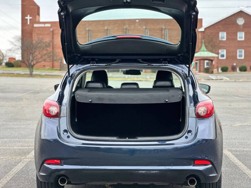 2018 Mazda MAZDA3 Touring