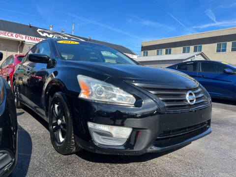 2015 Nissan Altima for sale at WOLF'S ELITE AUTOS in Wilmington DE