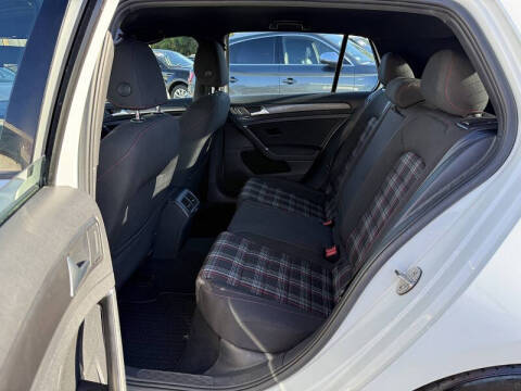 2019 Volkswagen Golf GTI