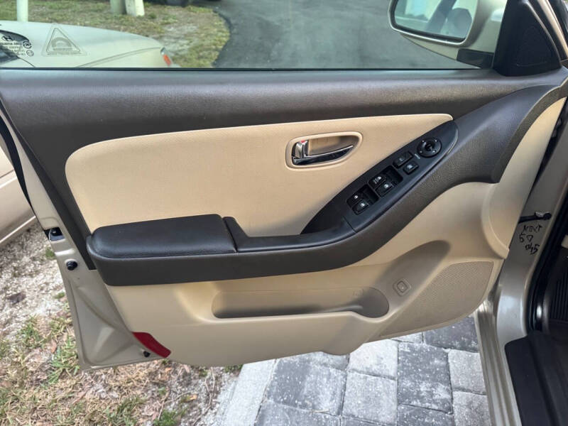 2010 Hyundai Elantra GLS