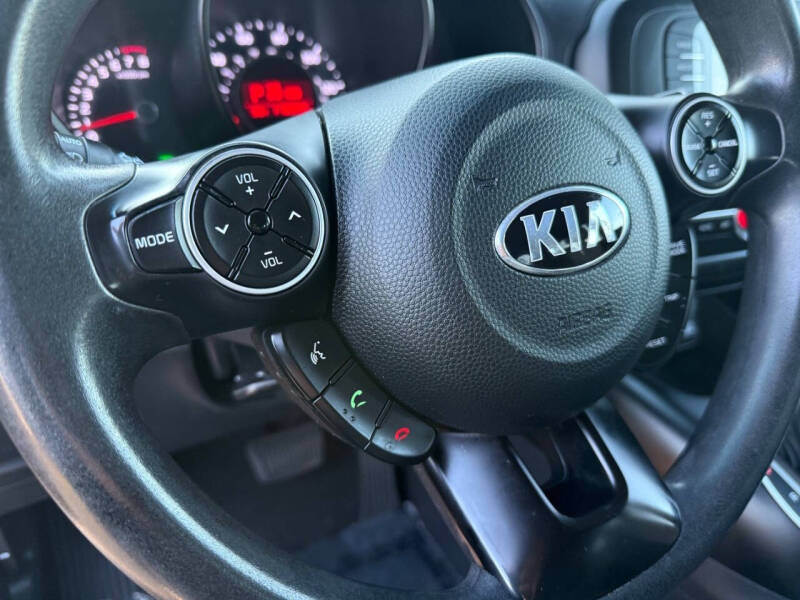 2017 Kia Soul +