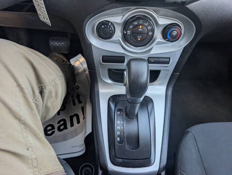 2014 Ford Fiesta SE