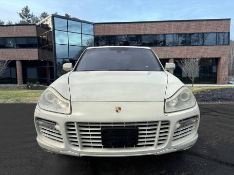 2010 Porsche Cayenne GTS