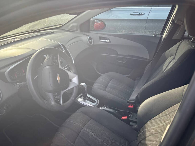 2017 Chevrolet Sonic LT Auto