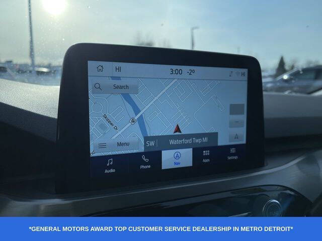 2022 Ford Escape Hybrid Titanium