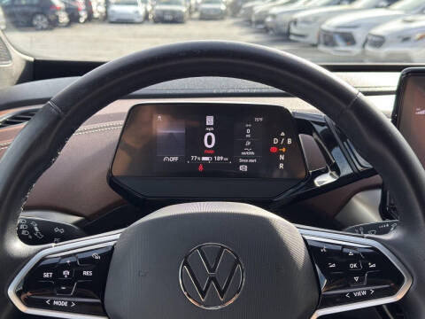 2023 Volkswagen ID.4 Pro