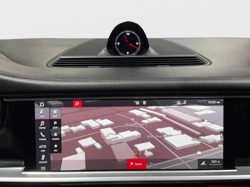 2018 Porsche Panamera