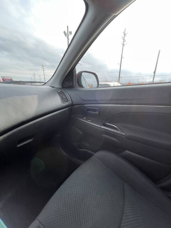 2015 Mitsubishi Outlander Sport 2.4 ES