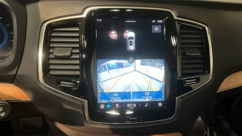 2023 Volvo XC90 B6 Plus Bright Theme 6P