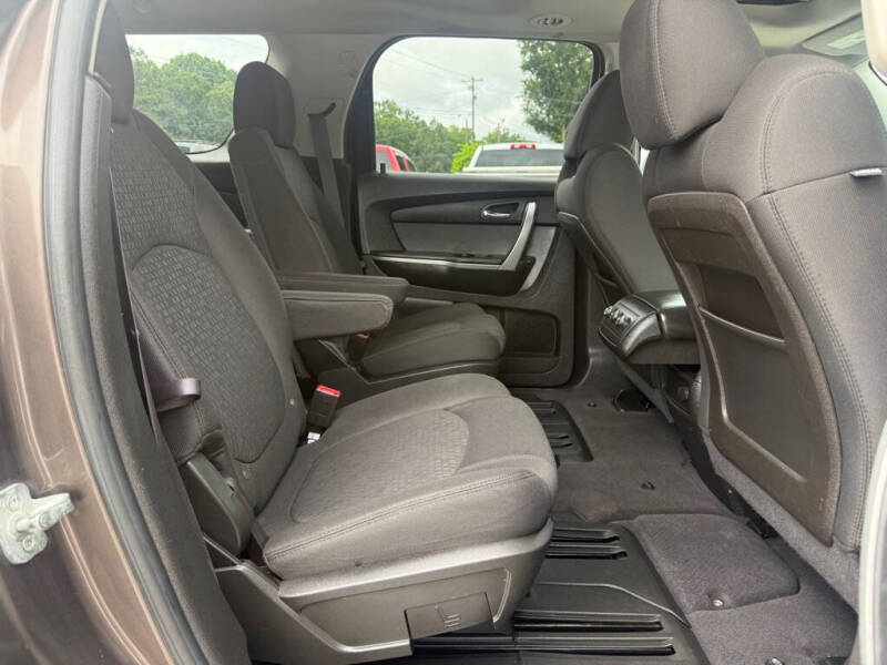2011 GMC Acadia SLE