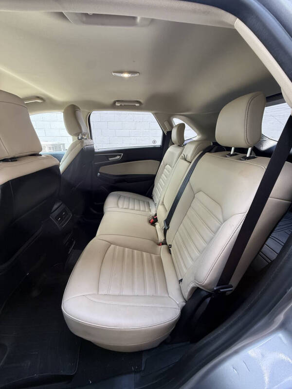 2020 Ford Edge SEL
