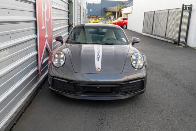 2021 Porsche 911 33